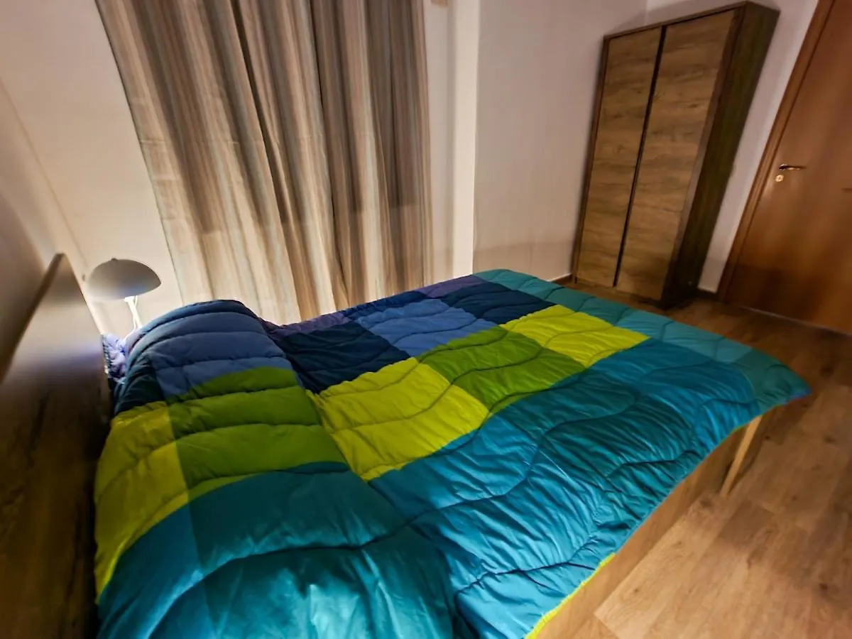 Cozy Central Apartment In The Heart Of Tirana 0*,  Albania
