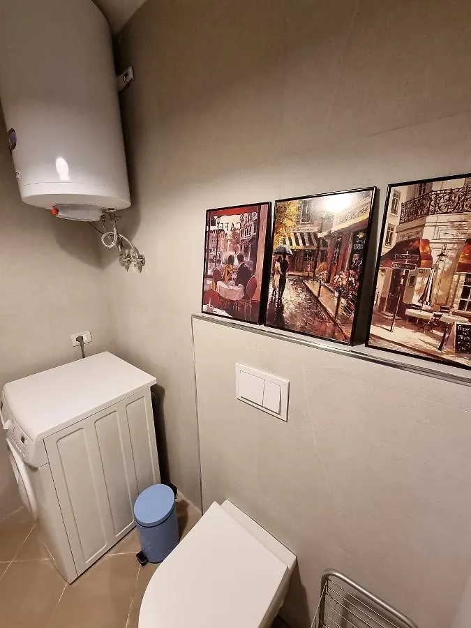 Cozy Central Apartment In The Heart Of Tirana Albania
